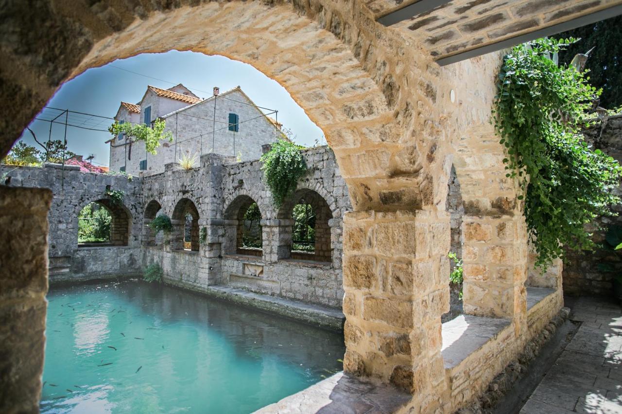 Holiday home Revelin Hvar *