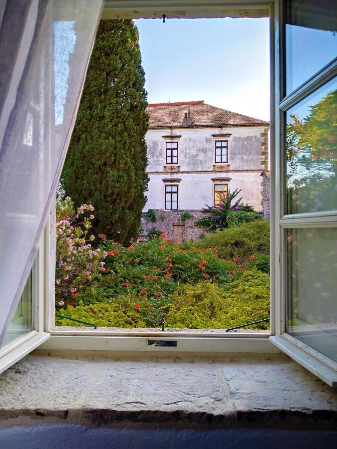 Holiday home Revelin Hvar *
